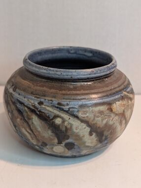 Pinecraft Pottery Low Vase From Aylmar, Signed Shown In Photo. 1995